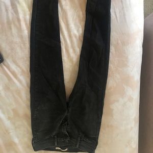 Levi’s skinny jeans size 29